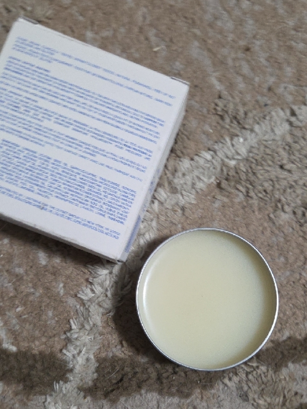 The Outset Botanical Barrier Rescue Balm - White & Blue - Picture 3 of 5